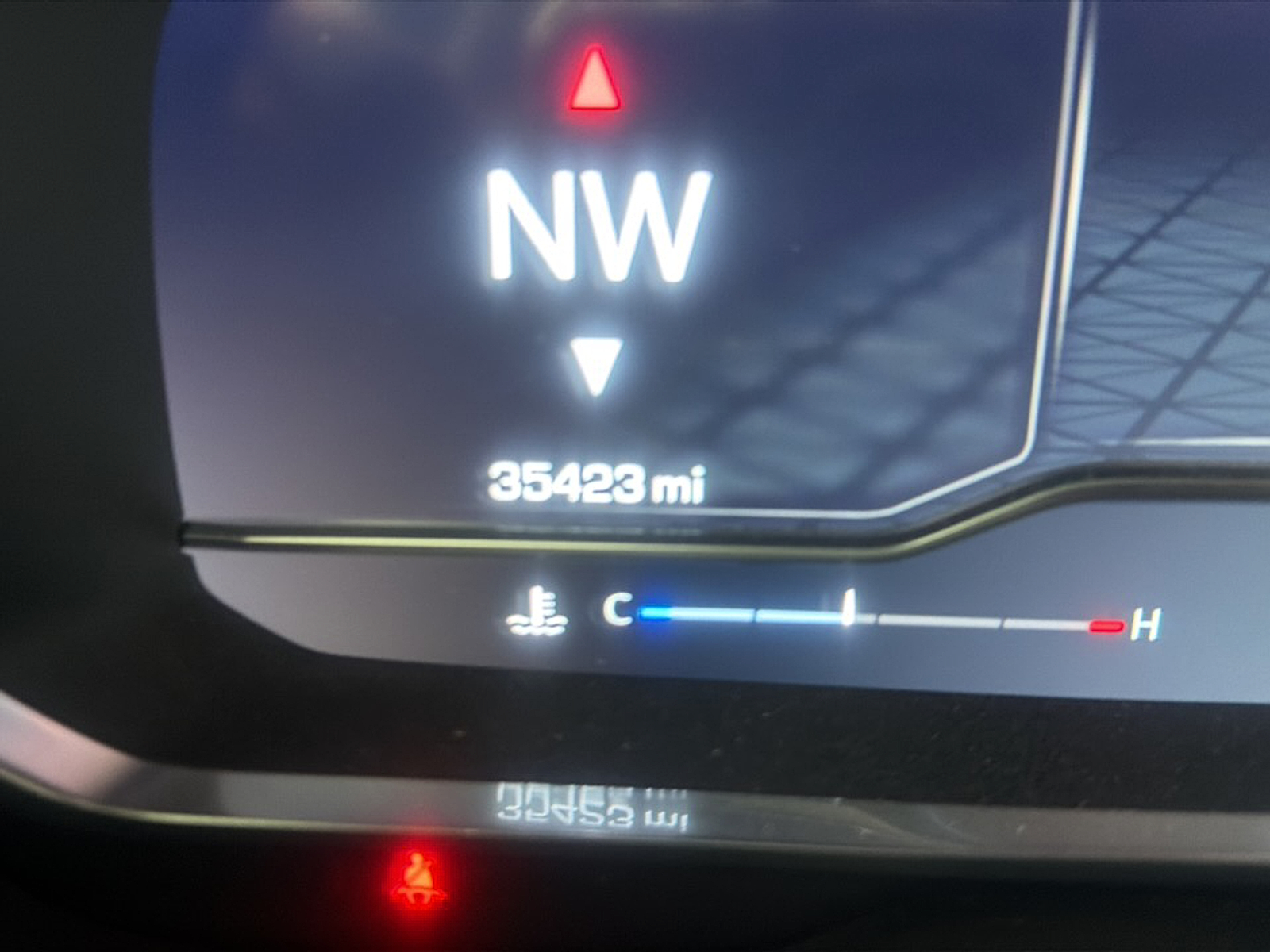 2023 Gmc Yukon XL SLT photo 3