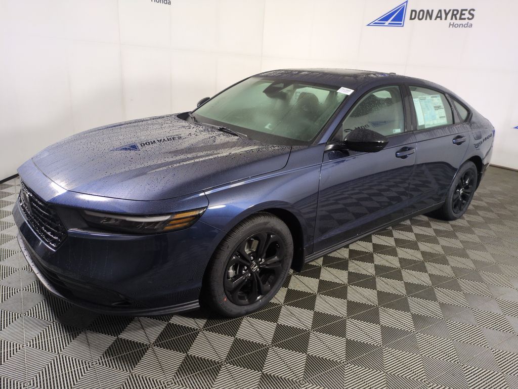 2025 Honda Accord SE's photo