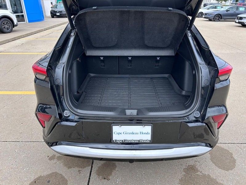 2024 Buick Envista ST photo 3