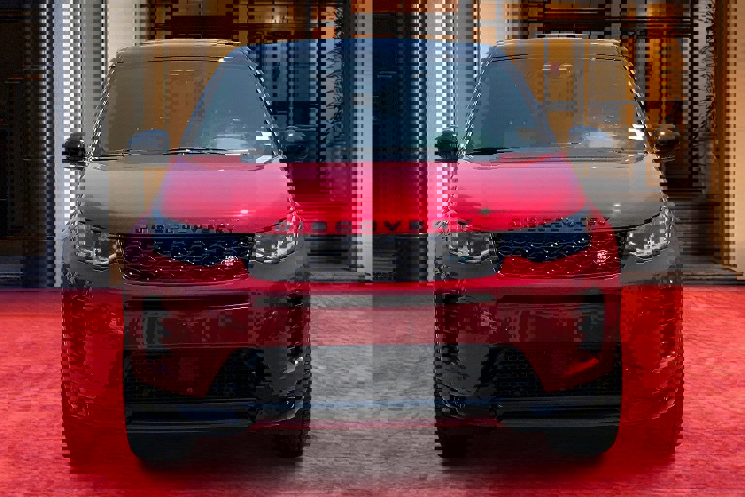 2024 Land Rover Discovery Sport Dynamic SE photo 2