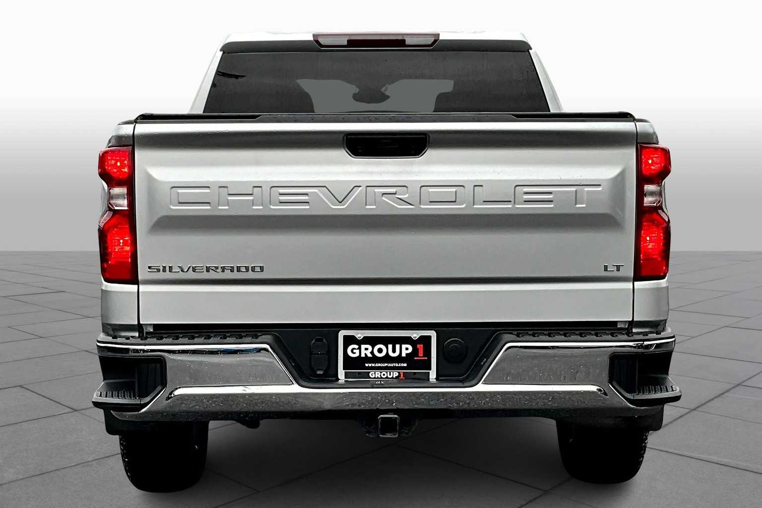 2022 Chevrolet Silverado 1500 LT photo 4