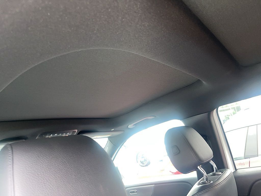 2022 Mercedes Benz GLB 250 4MATIC photo 4