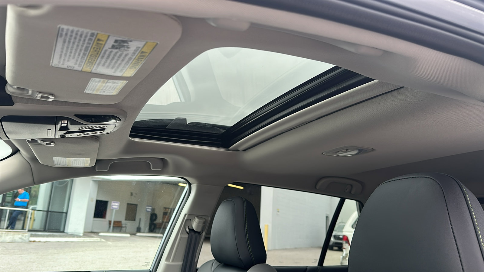 2025 Subaru Outback Onyx Edition XT photo 6
