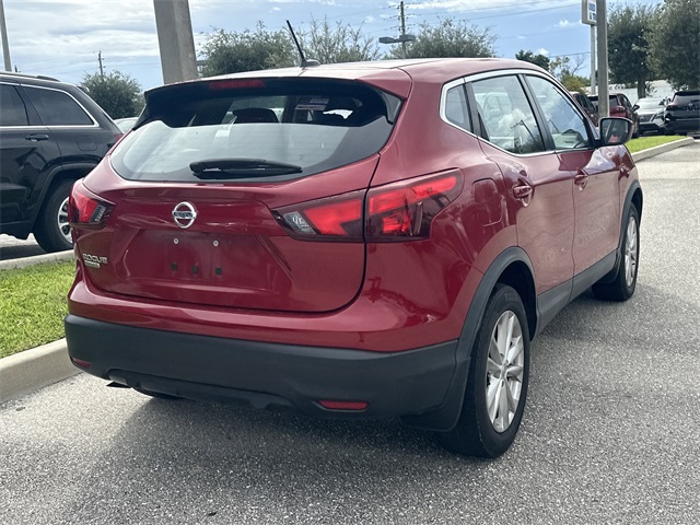 2017 Nissan Rogue Sport S photo 5