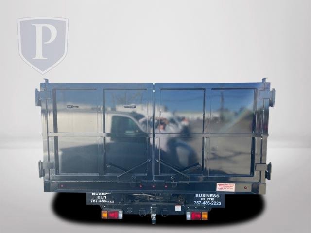 2024 Chevrolet Silverado photo 4