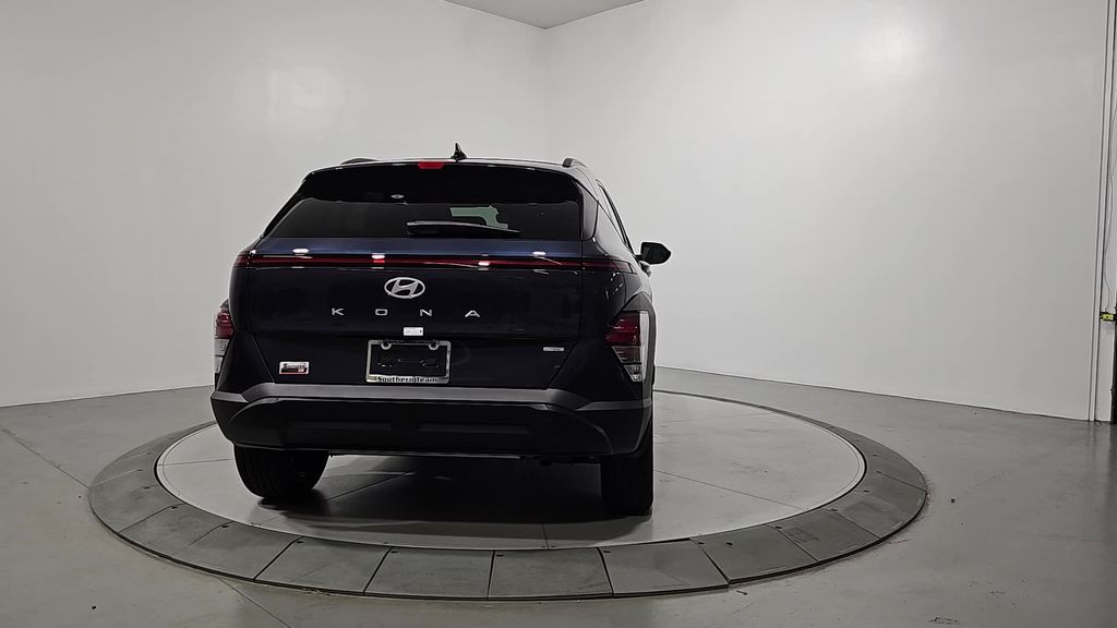 2025 Hyundai Kona SEL photo 3