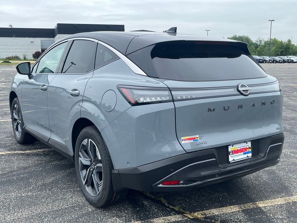2025 Nissan Murano SL photo 2
