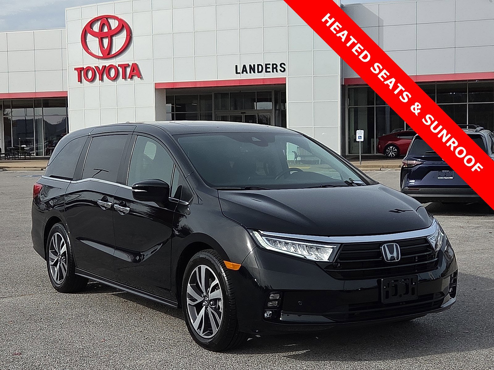 2024 Honda Odyssey Touring's photo