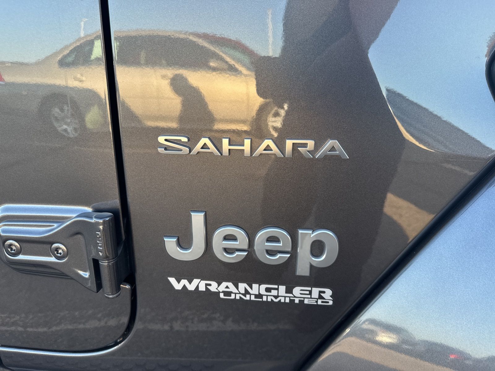 2018 Jeep Wrangler Unlimited Sahara photo 4