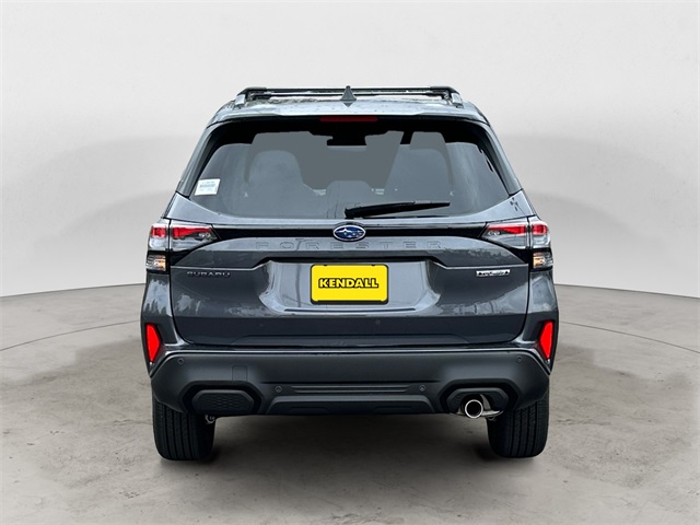 2025 Subaru Forester Touring photo 4