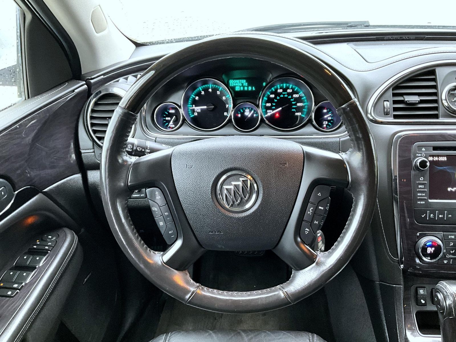 2017 Buick Enclave Premium photo 11