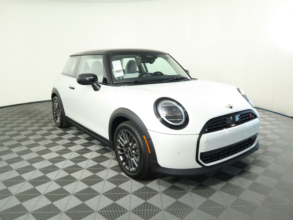 2025 Mini Countryman Hardtop 2 Door Signature photo 2