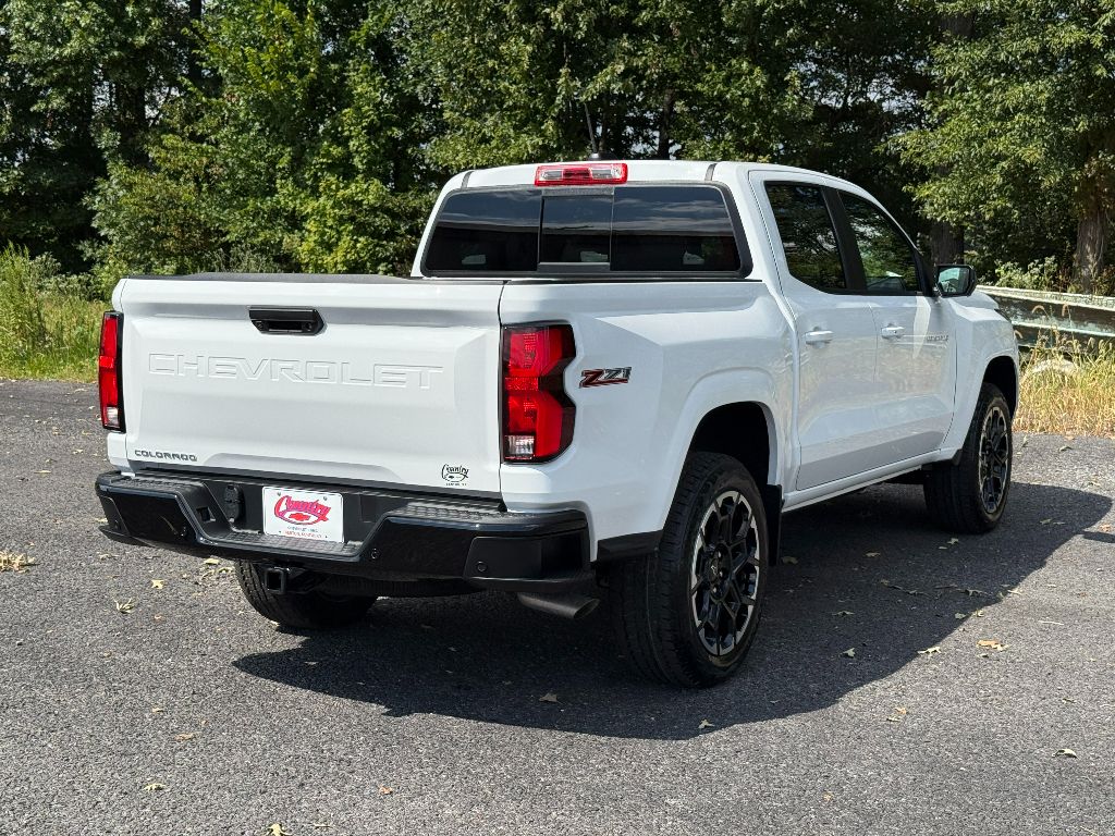 2026 Chevrolet Colorado Z71 photo 9