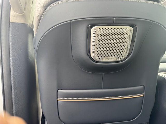 2025 Ram 1500 photo 19