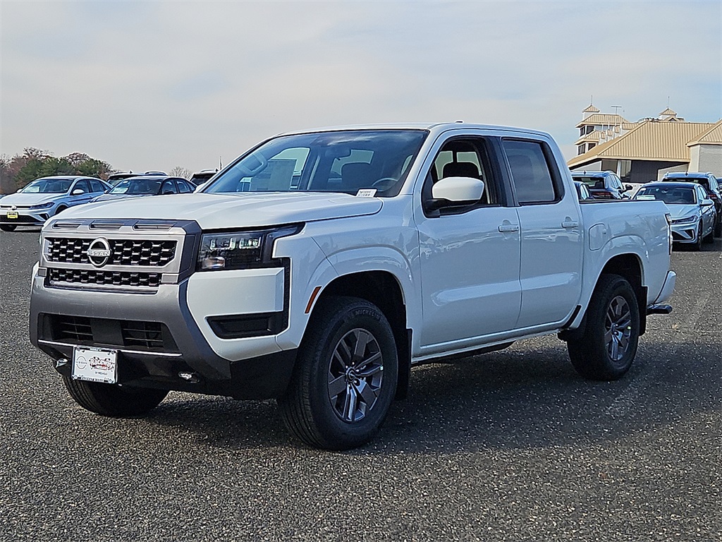 2026 Nissan Frontier SV photo 3