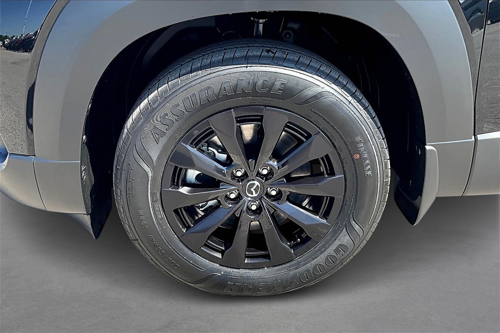 2025 Mazda CX-50 Premium photo 12