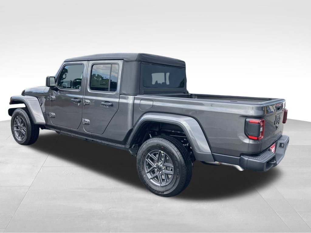 2025 Jeep Gladiator Sport S photo 4
