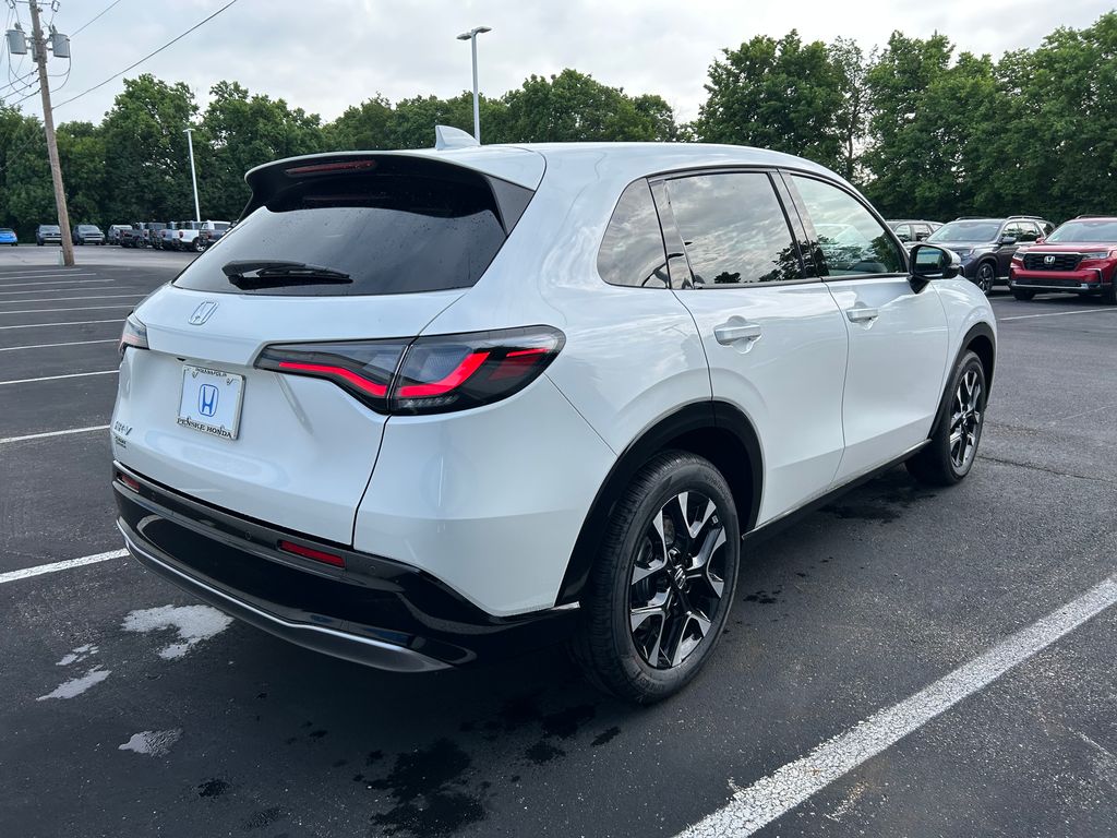 2026 Honda HR-V EX-L photo 5
