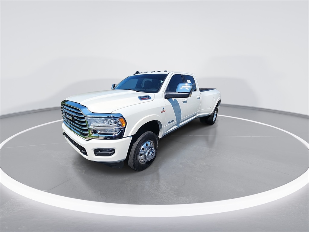 2023 Ram 3500 Laramie Longhorn photo 4