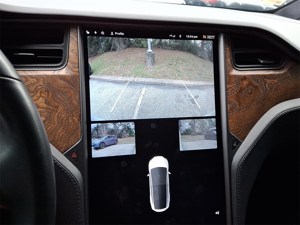 2020 Tesla Model X Long Range photo 17