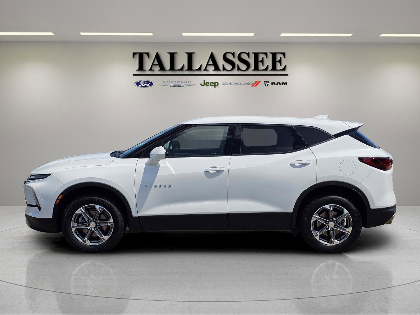 2023 Chevrolet Blazer 2LT photo 13