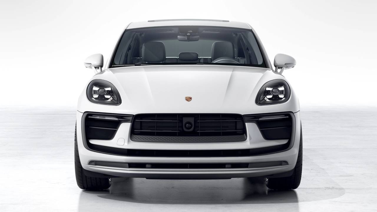 2026 Porsche Macan S photo 4