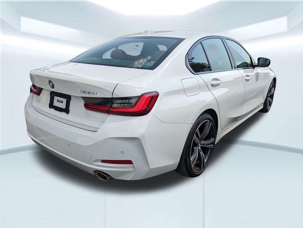 2023 Bmw 330i photo 4