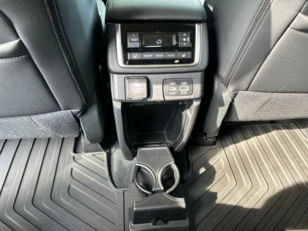 2025 Subaru Ascent Onyx Edition Touring photo 20