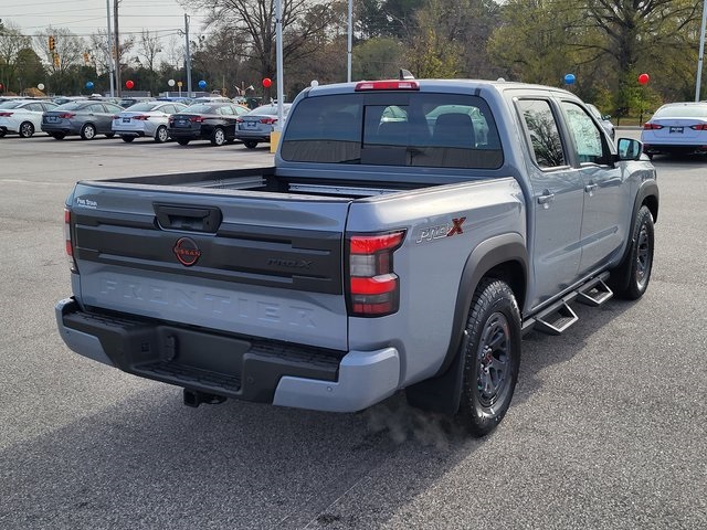 2026 Nissan Frontier Crew Cab PRO-X photo 2