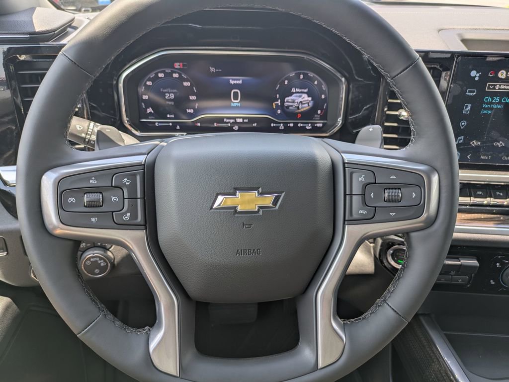 2025 Chevrolet Silverado 1500 LT photo 15