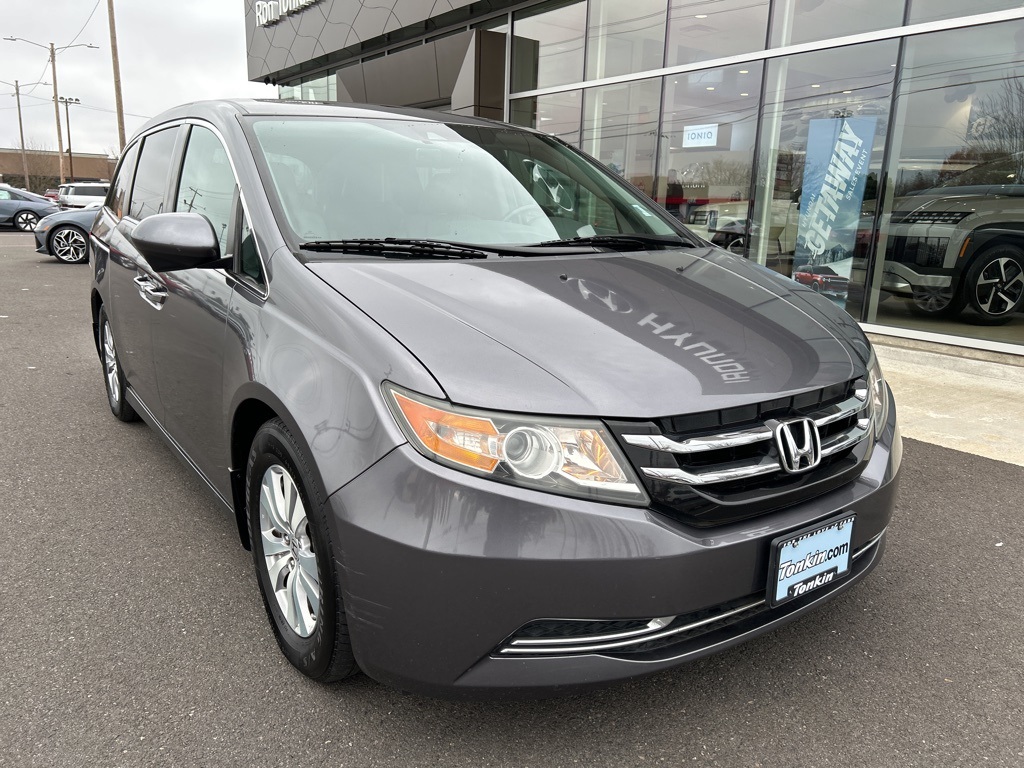 2016 Honda Odyssey EX-L photo 2
