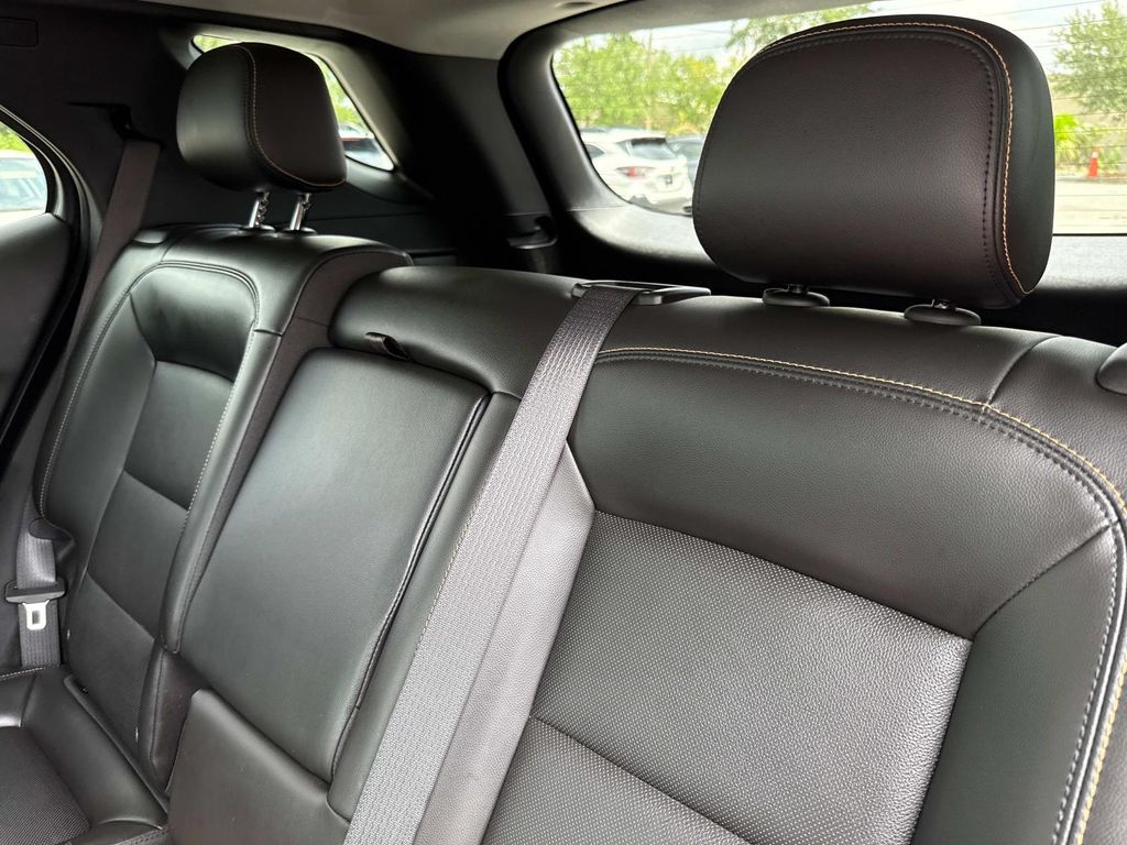 2021 Chevrolet Equinox LT photo 12