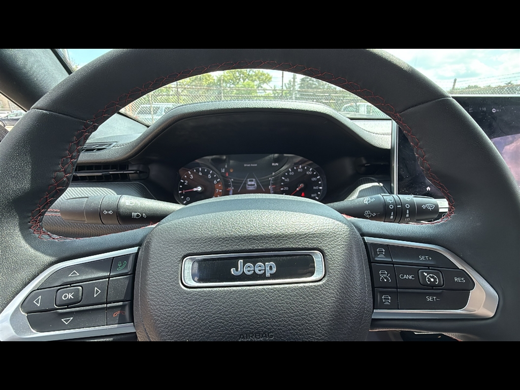 2023 Jeep Compass Trailhawk photo 11