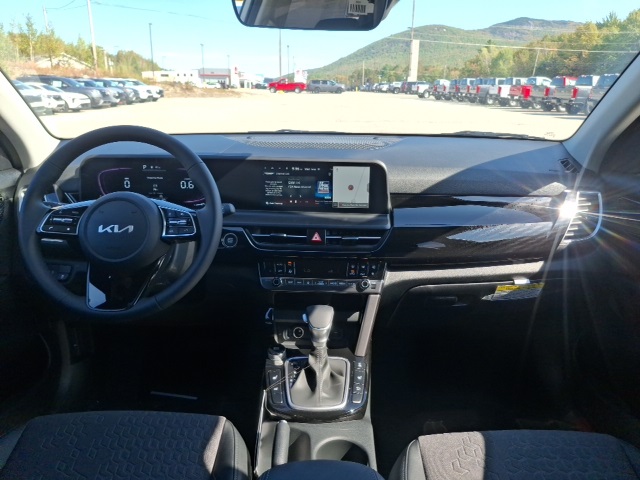 2026 Kia Seltos S photo 11