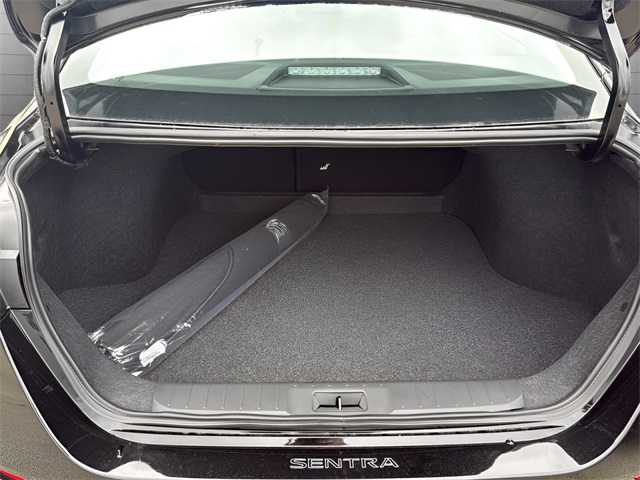 2025 Nissan Sentra SR photo 24