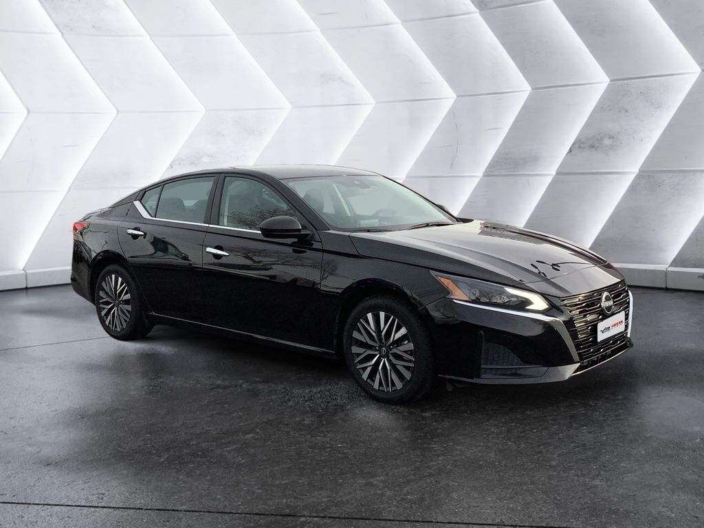 2024 Nissan Altima SV