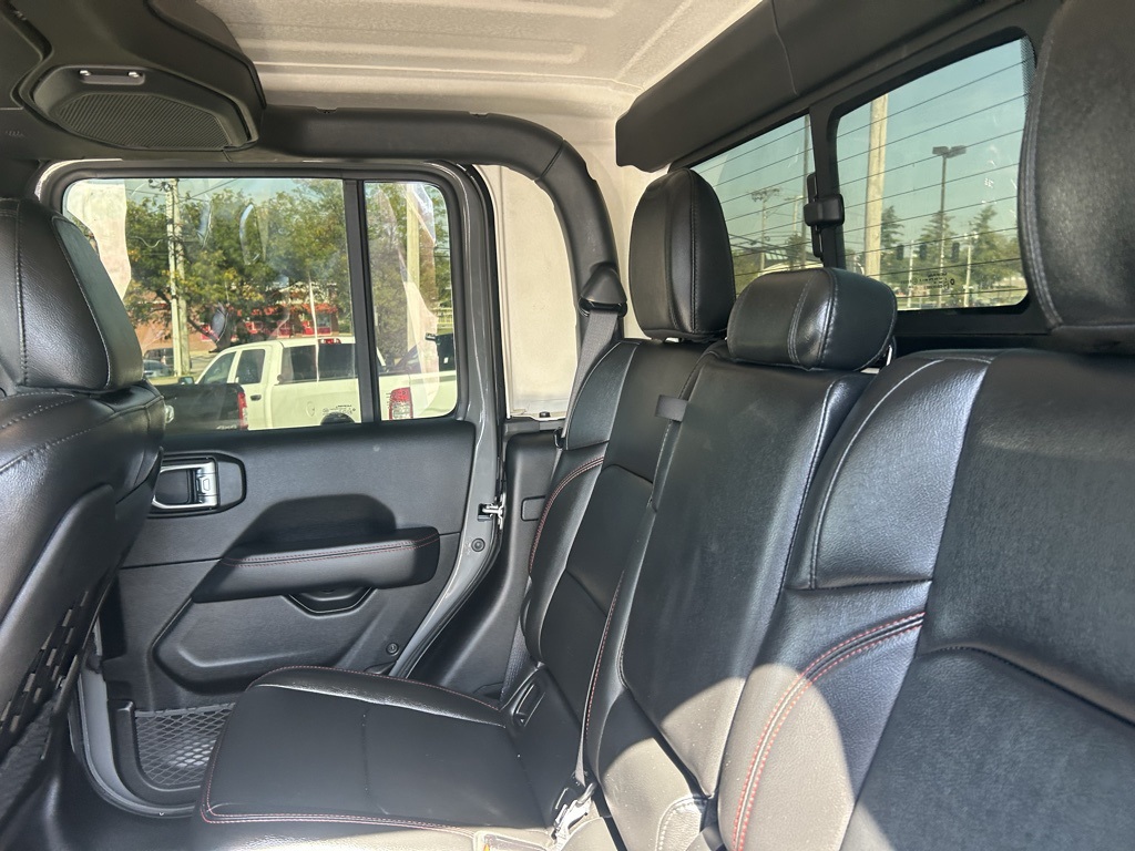 2022 Jeep Gladiator Rubicon photo 19