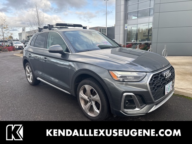 2024 Audi Q5 Premium Plus's photo