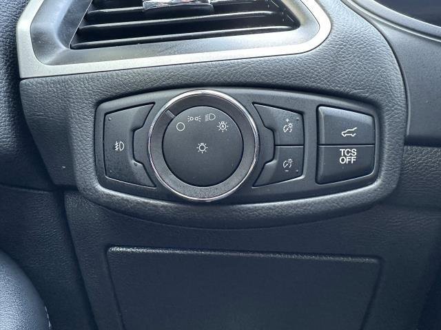2022 Ford Edge SEL photo 55