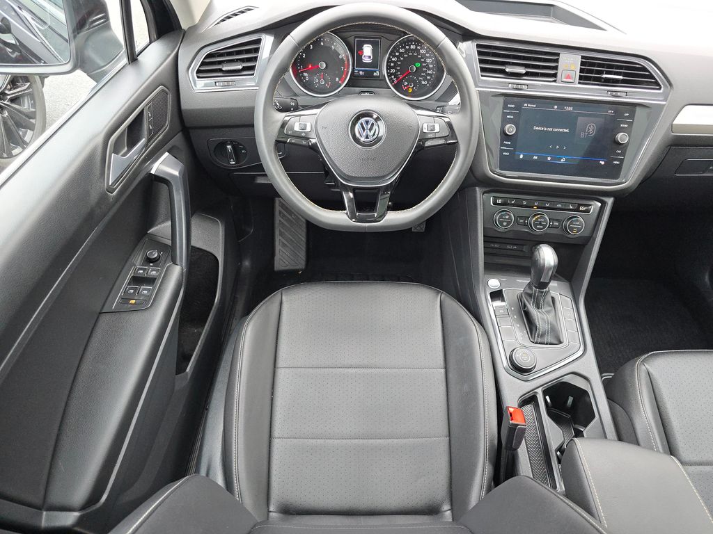 2021 Volkswagen Tiguan SE photo 15