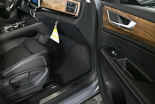 2026 Volkswagen Atlas SE Technology photo 22