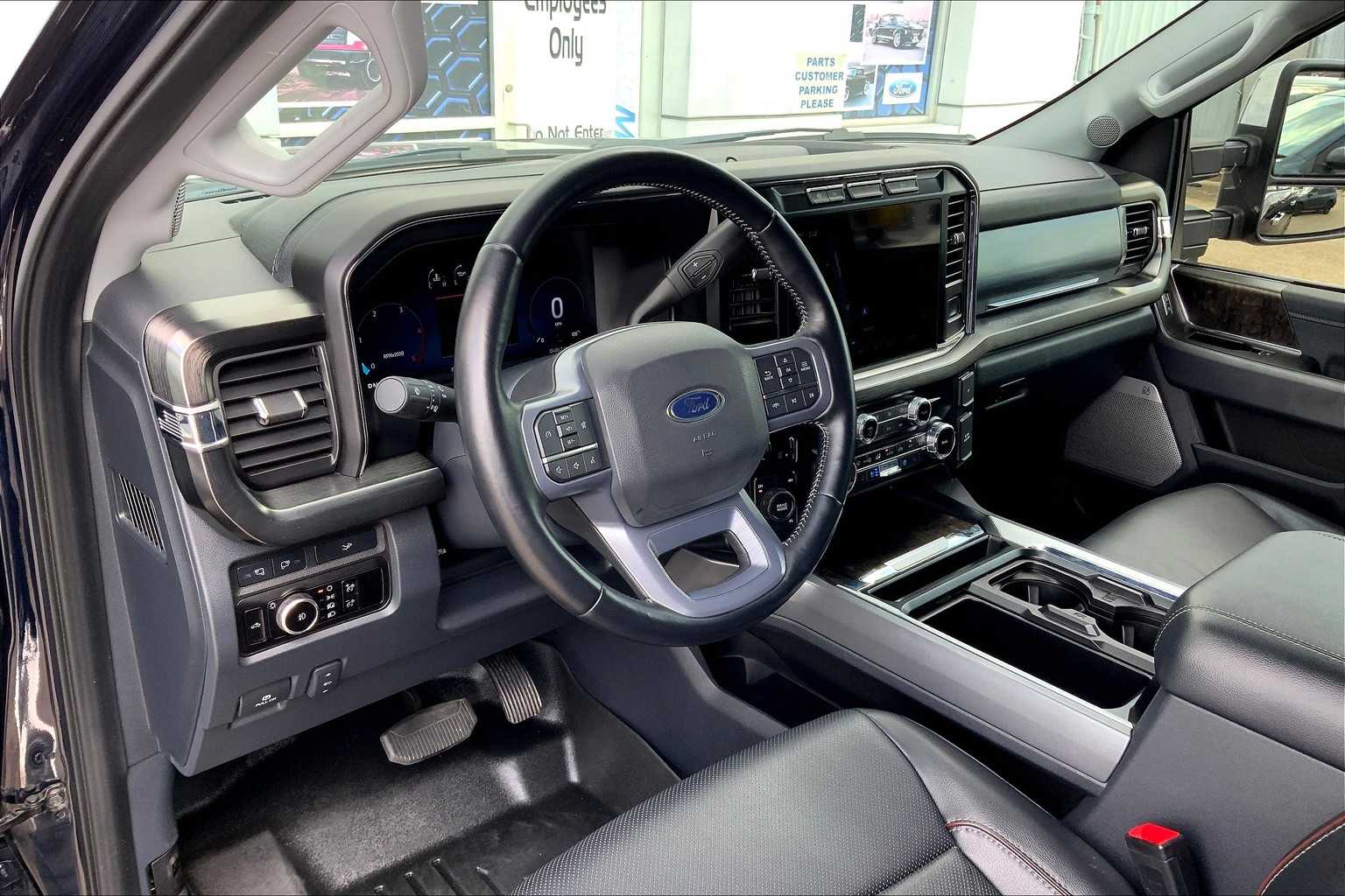 2023 Ford F-250 photo 34