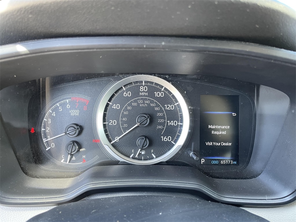 2021 Toyota Corolla LE photo 26
