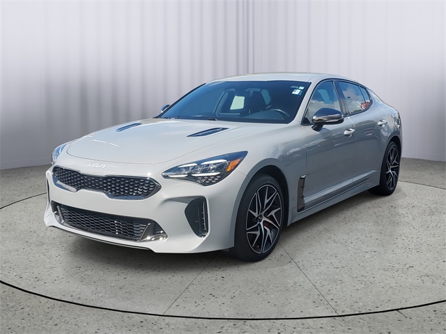 2022 Kia Stinger GT-Line photo 5