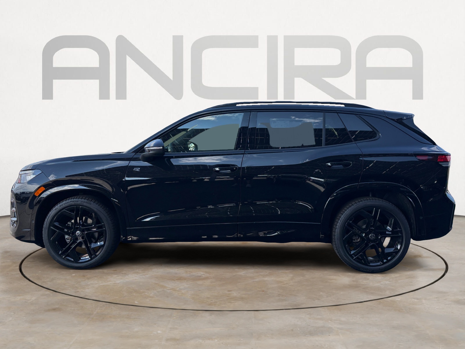 2025 Volkswagen Tiguan SE R-Line Black photo 4