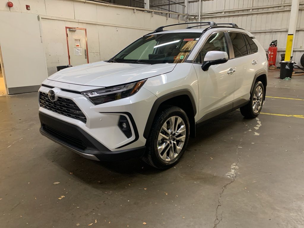 2025 Toyota RAV4 Limited's photo