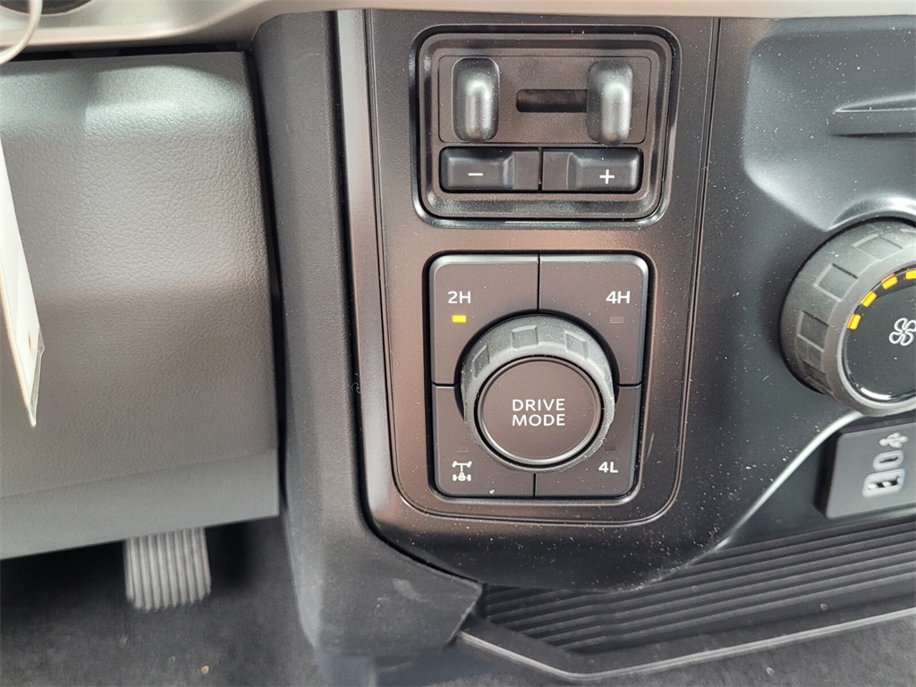 2025 Ford F-350 XL photo 19