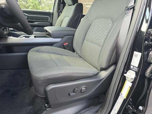 2025 Ram 1500 Big Horn Lone Star photo 4