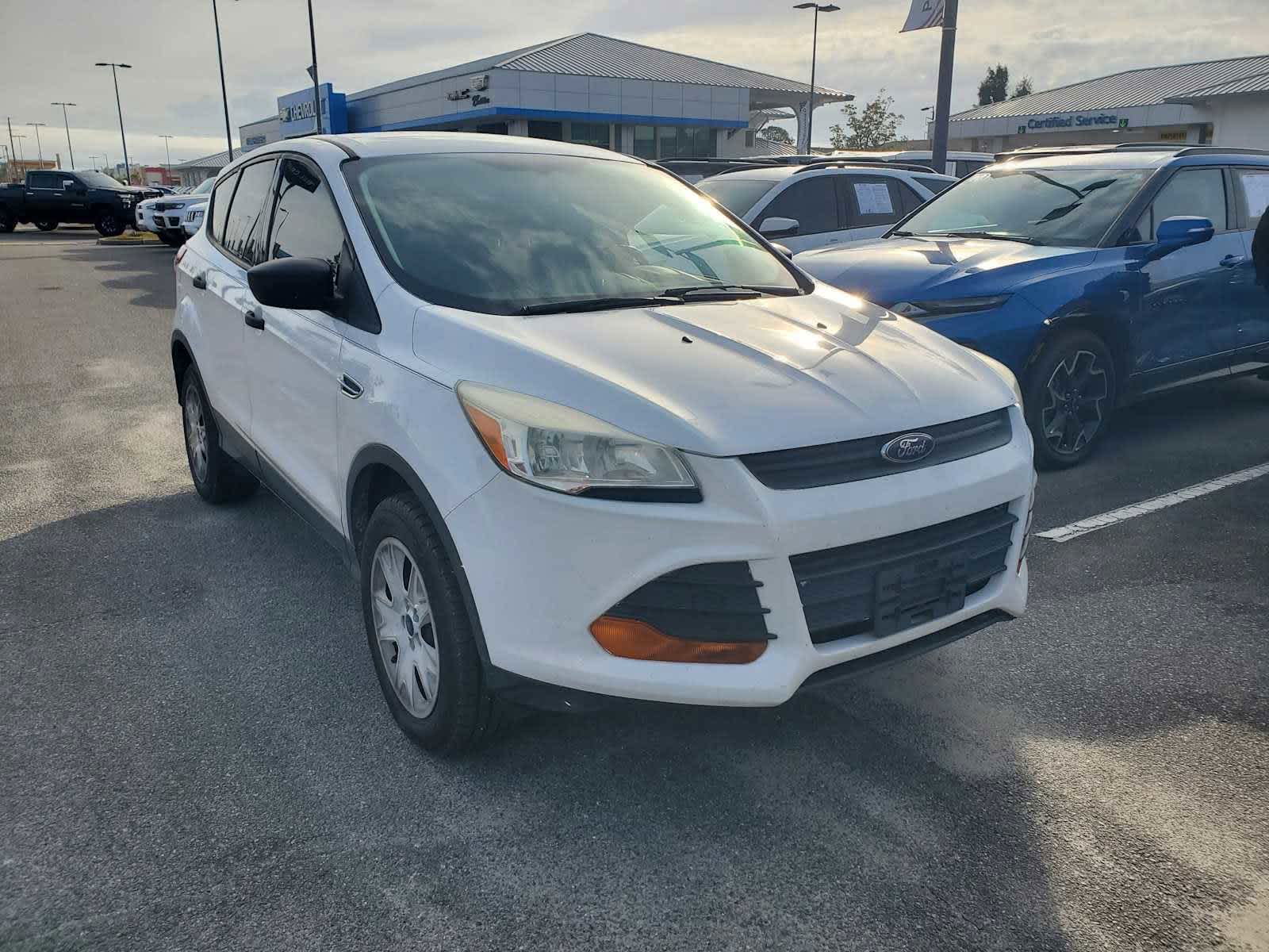 2014 Ford Escape S's photo