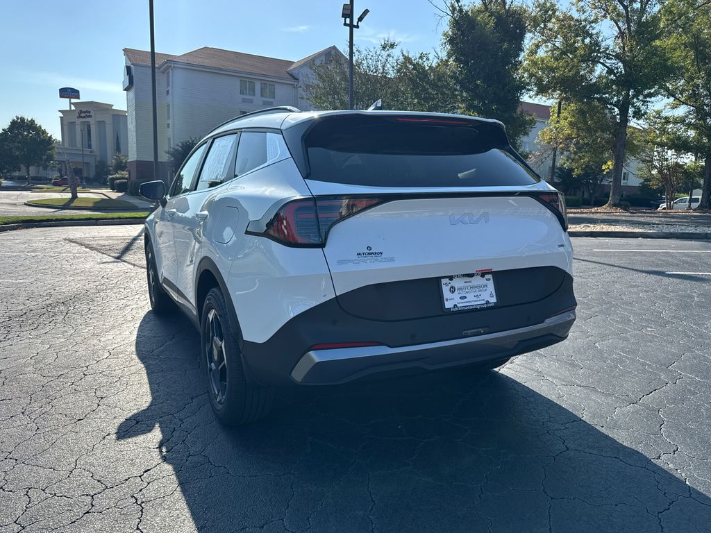 2026 Kia Sportage Hybrid EX photo 4